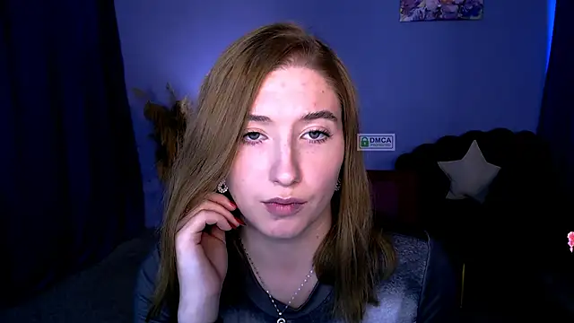 Snapshot of daisy_candy chatting on December 24, 8:16 pm daisy candy online show from December 24, 8:16 pm