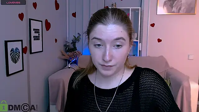 Snapshot of daisy_candy chatting on March 2, 9:11 pm daisy candy online show from March 2, 9:11 pm