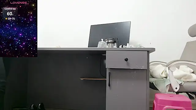 Snapshot of baoer-558 chatting on December 1, 5:57 pm baoer-558 online show from December 1, 5:57 pm