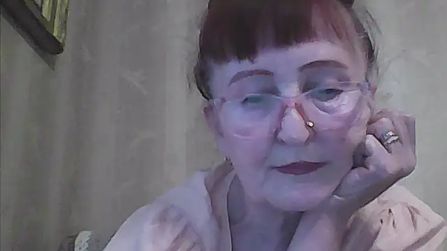 Snapshot of TanyaSweet634 chatting on July 9, 5:11 am TanyaSweet634 online show from July 9, 5:11 am