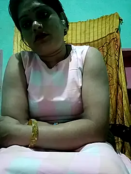 Snapshot of Chandni chatting on February 19, 6:43 pm Chandni online show from February 19, 6:43 pm