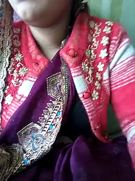 Snapshot of Chandni chatting on November 15, 5:38 am Chandni online show from November 15, 5:38 am