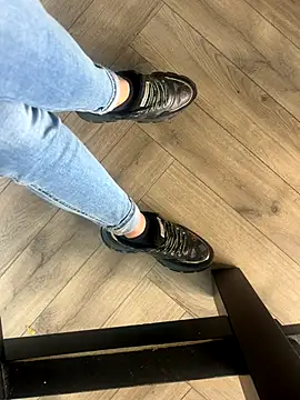 FeetVibe online show from October 13, 7:19 am