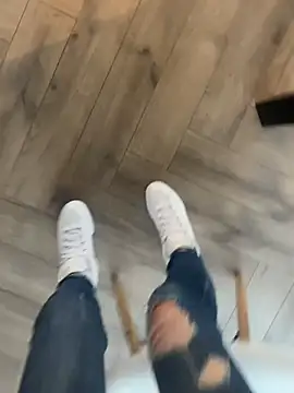 FeetVibe online show from October 19, 7:31 am