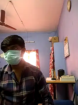 Snapshot of Tamilandteluguboy14 chatting on April 7, 9:43 am Tamilandteluguboy14 online show from April 7, 9:43 am