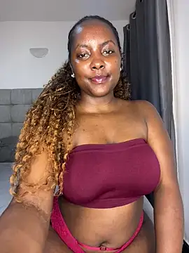 prettiepearl online show from March 18, 2:58 am