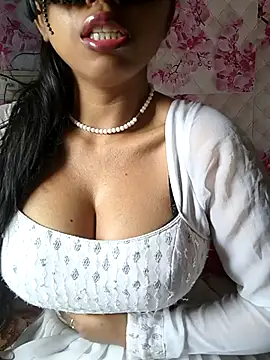 sandy naughty online show from March 27, 9:21 am