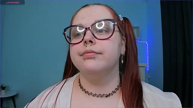 Snapshot of Crow_Diam0nd chatting on December 2, 7:47 am Crow Diam0nd online show from December 2, 7:47 am