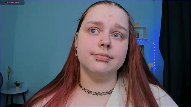 Snapshot of Crow_Diam0nd chatting on December 12, 4:26 am Crow Diam0nd online show from December 12, 4:26 am