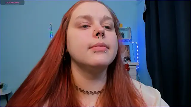 Snapshot of Crow_Diam0nd chatting on December 26, 4:21 am Crow Diam0nd online show from December 26, 4:21 am