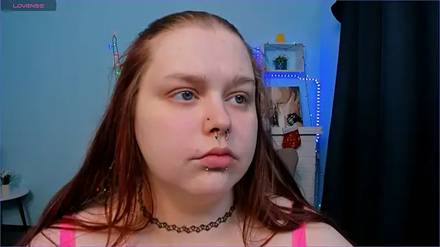 Snapshot of Crow_Diam0nd chatting on December 29, 4:05 am Crow Diam0nd online show from December 29, 4:05 am