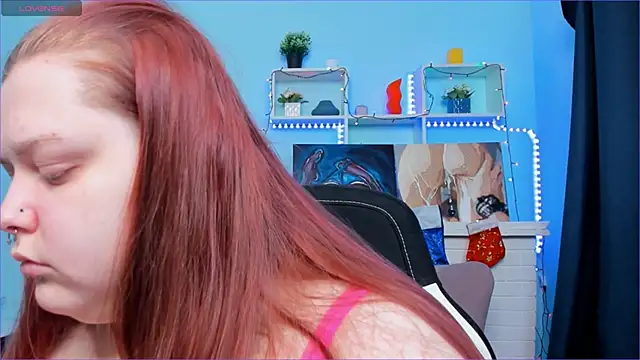 Snapshot of Crow_Diam0nd chatting on December 31, 3:01 am Crow Diam0nd online show from December 31, 3:01 am