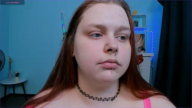 Snapshot of Crow_Diam0nd chatting on January 6, 4:04 am Crow Diam0nd online show from January 6, 4:04 am