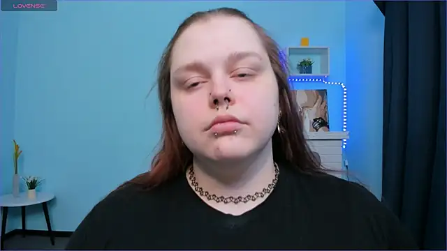 Snapshot of Crow_Diam0nd chatting on January 12, 3:49 am Crow Diam0nd online show from January 12, 3:49 am