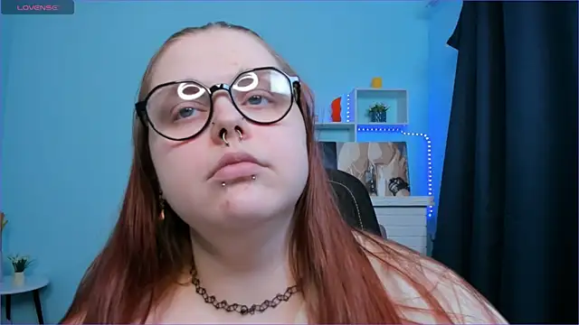 Snapshot of Crow_Diam0nd chatting on January 16, 10:10 am Crow Diam0nd online show from January 16, 10:10 am