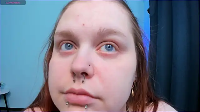 Snapshot of Crow_Diam0nd chatting on January 26, 10:57 pm Crow Diam0nd online show from January 26, 10:57 pm