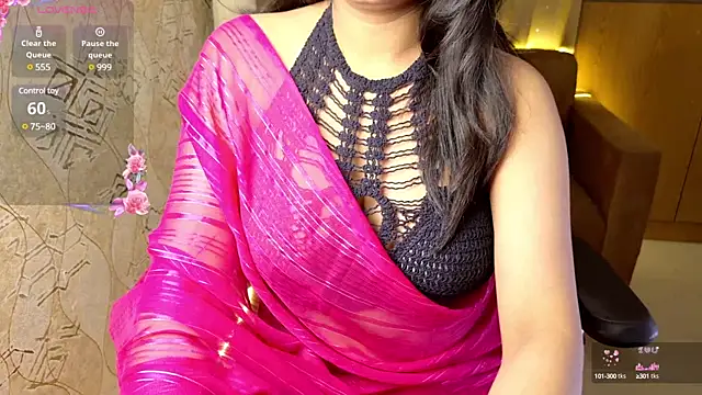 Snapshot of Punjabi_Queen1 chatting on December 5, 7:17 pm Punjabi Queen1 online show from December 5, 7:17 pm