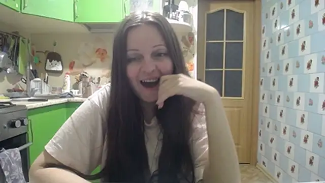 Snapshot of CatMelissa chatting on May 11, 10:07 pm CatMelissa online show from May 11, 10:07 pm