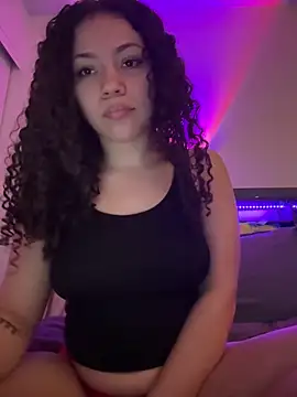 ladylavish online show from February 4, 5:35 am