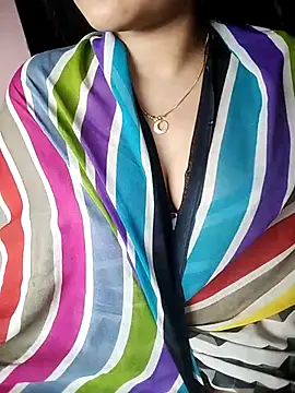 Snapshot of karishma chatting on February 9, 11:15 pm karishma online show from February 9, 11:15 pm