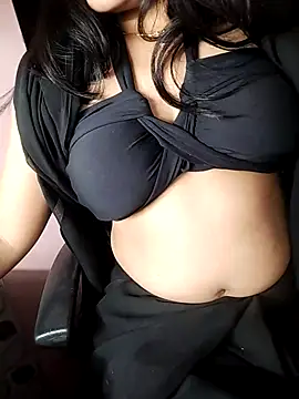 Snapshot of karishma chatting on February 11, 7:27 pm karishma online show from February 11, 7:27 pm