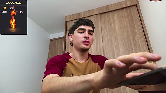 Snapshot of zenn_rush1 chatting on December 2, 11:34 am zenn rush1 online show from December 2, 11:34 am