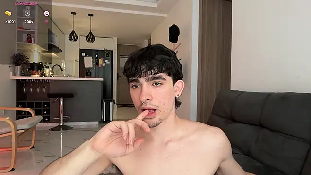 Snapshot of zenn_rush1 chatting on October 10, 1:54 pm zenn rush1 online show from October 10, 1:54 pm