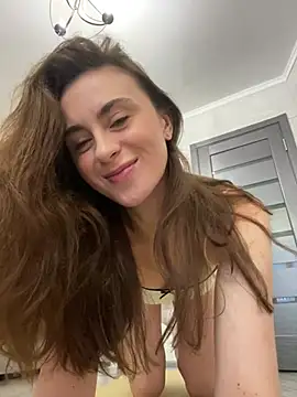 Snapshot of Miilania chatting on December 8, 11:57 am Miilania online show from December 8, 11:57 am