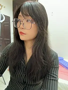 wt0314 online show from April 7, 1:11 pm