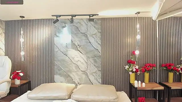 julietha taylor online show from March 4, 3:45 am