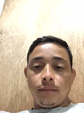 isacalejandroo online show from January 24, 3:43 am