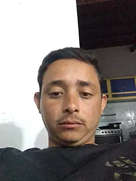 isacalejandroo online show from February 7, 11:13 pm