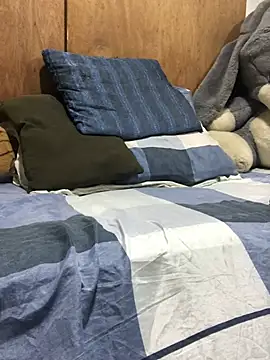 isacalejandroo online show from March 19, 3:41 am