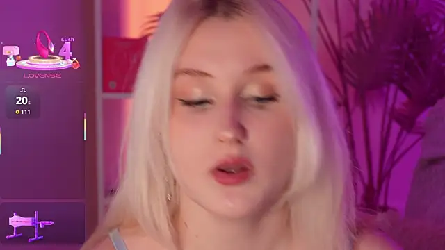 tiffannyjons online show from February 22, 6:06 pm