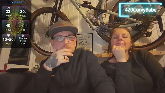 Snapshot of 420Curvybabe chatting on January 3, 9:26 pm 420Curvybabe online show from January 3, 9:26 pm