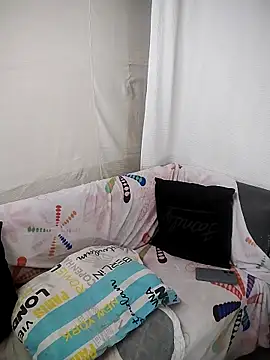 Rosy sexxx online show from April 14, 12:49 am