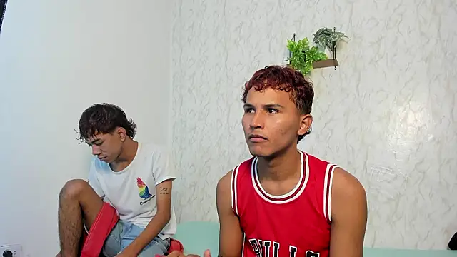 boys yourparty online show from March 29, 1:05 am