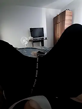 Snapshot of benalexa1992 chatting on February 22, 11:42 am benalexa1992 online show from February 22, 11:42 am