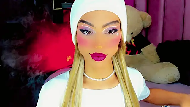 Snapshot of dollswit01 chatting on March 14, 9:54 pm dollswit01 online show from March 14, 9:54 pm