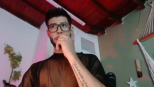 Snapshot of Colby_brown03 chatting on November 15, 8:38 pm Colby brown03 online show from November 15, 8:38 pm