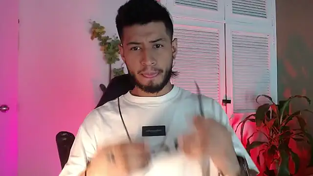 Snapshot of Colby_brown03 chatting on December 3, 7:12 pm Colby brown03 online show from December 3, 7:12 pm