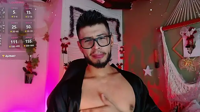 Snapshot of Colby_brown03 chatting on December 17, 7:09 pm Colby brown03 online show from December 17, 7:09 pm