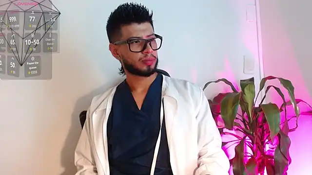 Snapshot of Colby_brown03 chatting on December 18, 7:09 pm Colby brown03 online show from December 18, 7:09 pm