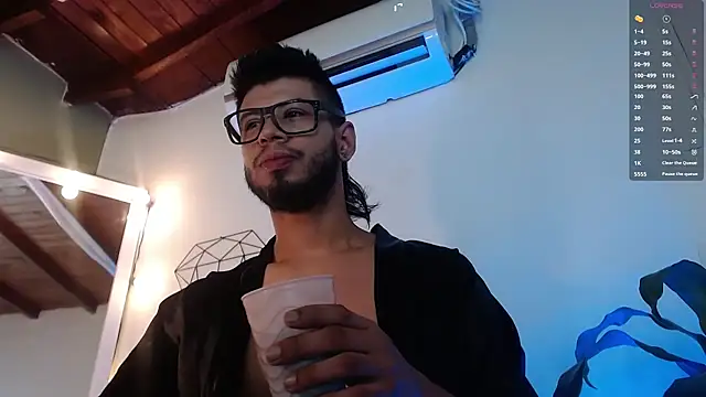 Snapshot of Colby_brown03 chatting on January 11, 9:31 pm Colby brown03 online show from January 11, 9:31 pm