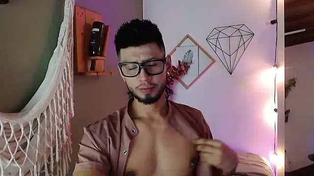 Snapshot of Colby_brown03 chatting on February 11, 7:08 pm Colby brown03 online show from February 11, 7:08 pm