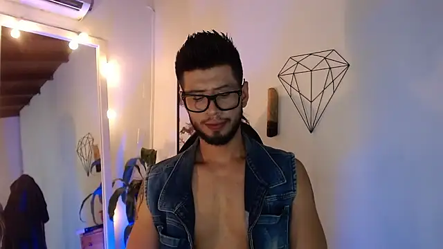 Snapshot of Colby_brown03 chatting on February 27, 6:52 pm Colby brown03 online show from February 27, 6:52 pm