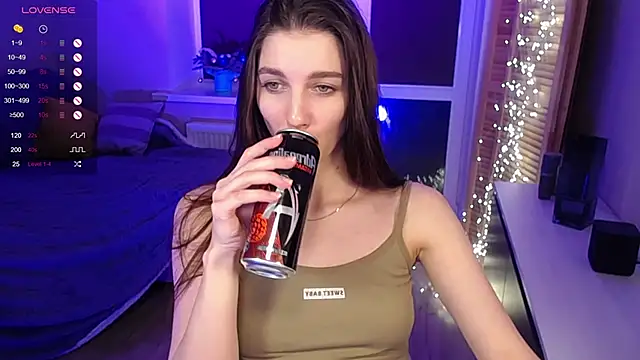 Abigail Wills online show from February 28, 10:17 pm