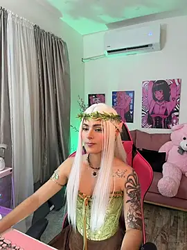 Snapshot of annieesweett chatting on June 30, 9:49 pm annieesweett online show from June 30, 9:49 pm
