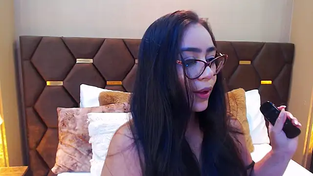 Snapshot of DevonPiers chatting on December 16, 6:16 pm DevonPiers online show from December 16, 6:16 pm