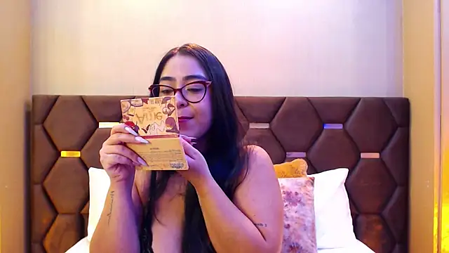 Snapshot of DevonPiers chatting on January 24, 12:10 pm DevonPiers online show from January 24, 12:10 pm